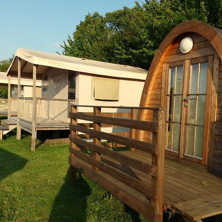 Camping Du Pontis Verteillac Екстер'єр фото