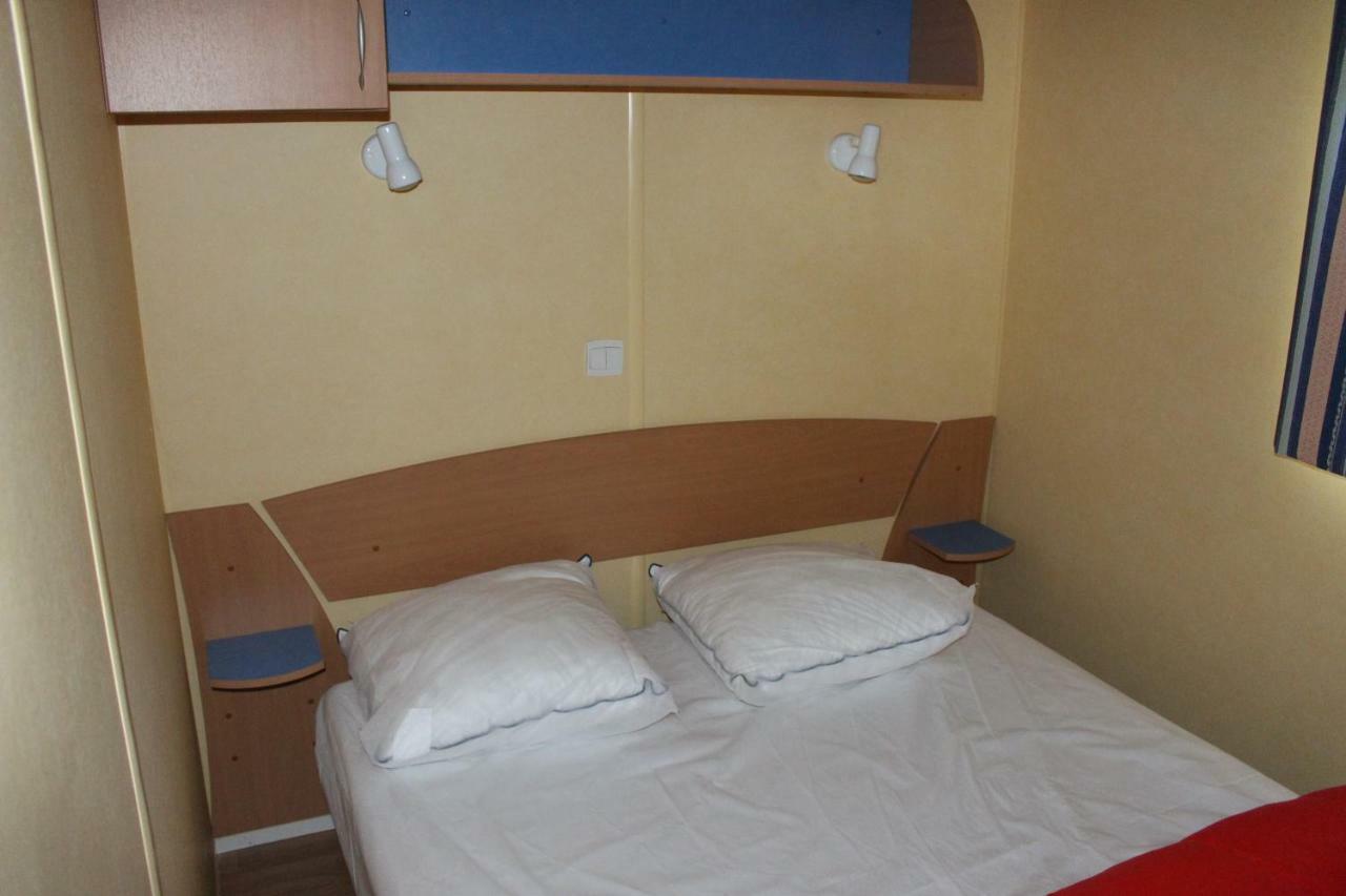 Camping Du Pontis Verteillac Екстер'єр фото