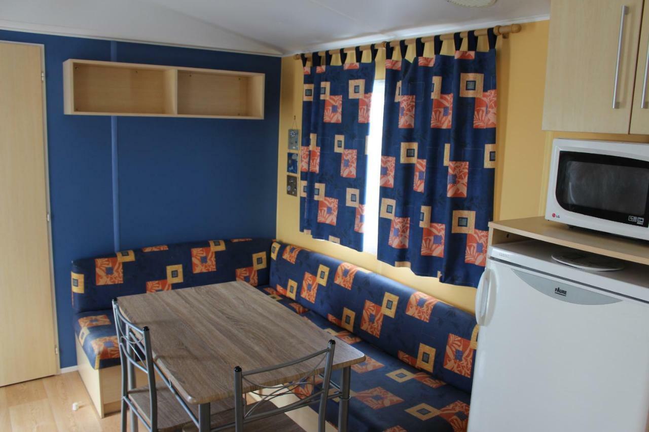 Camping Du Pontis Verteillac Екстер'єр фото