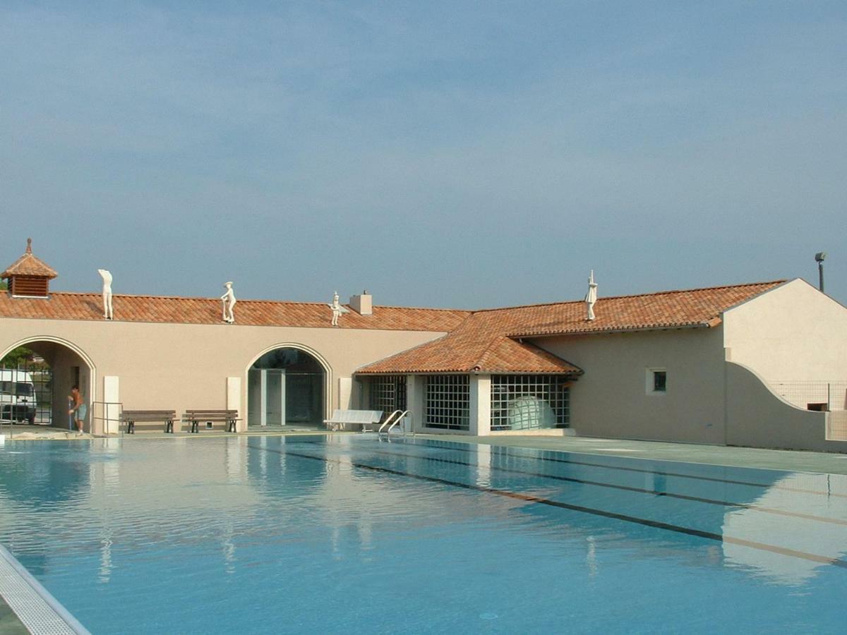 Camping Du Pontis Verteillac Екстер'єр фото