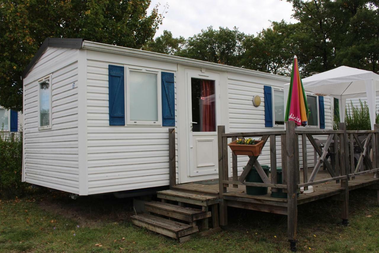 Camping Du Pontis Verteillac Екстер'єр фото