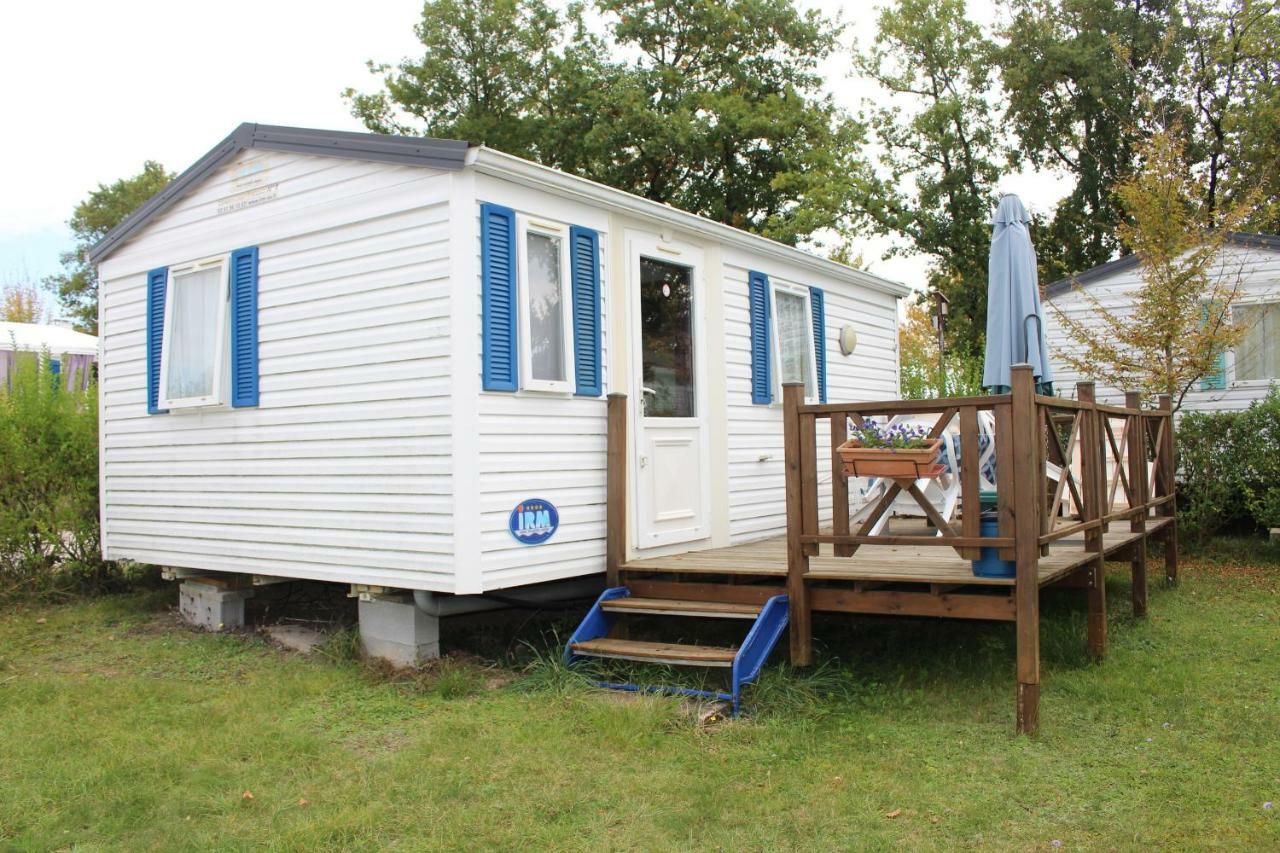 Camping Du Pontis Verteillac Екстер'єр фото