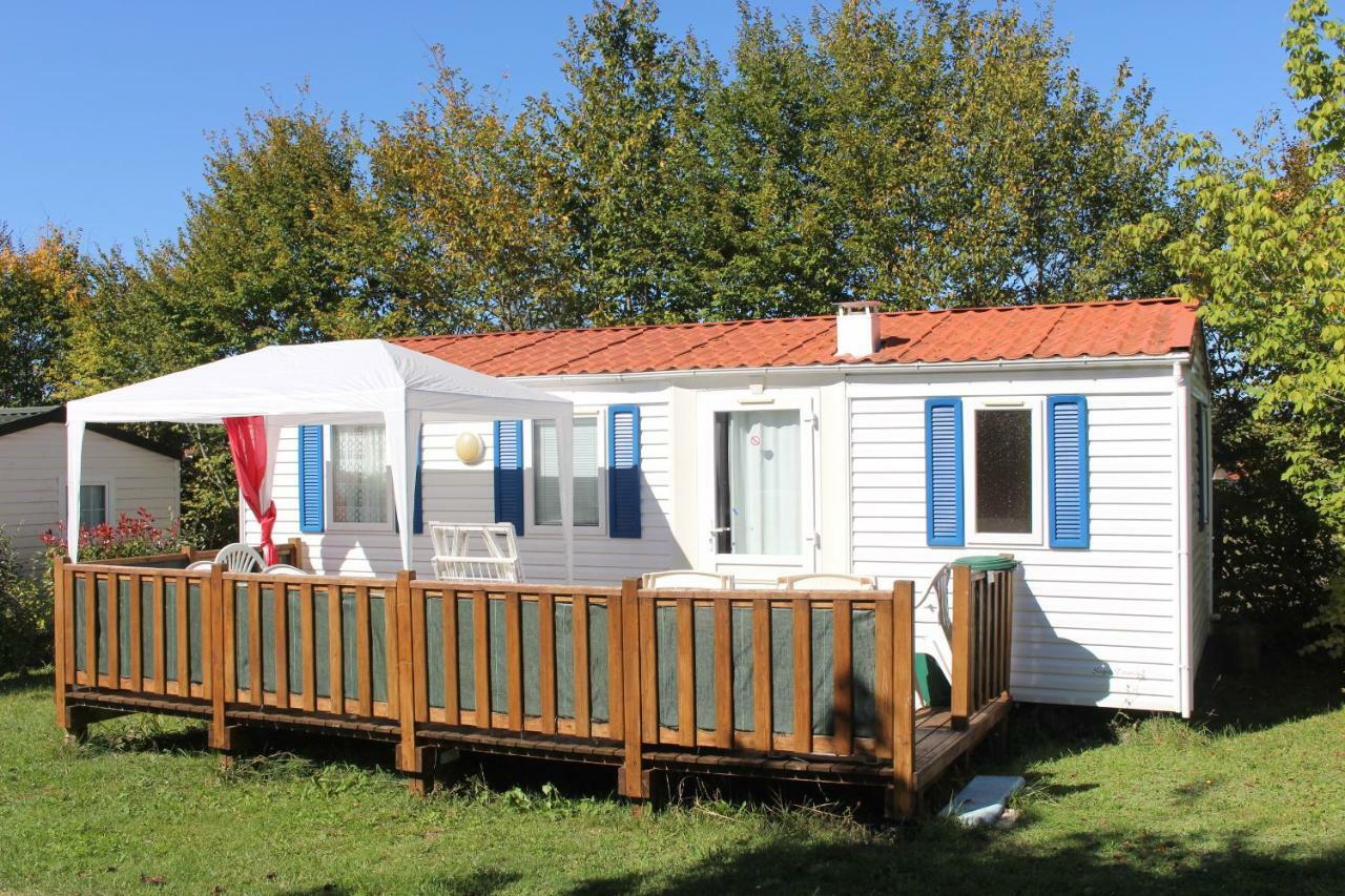 Camping Du Pontis Verteillac Екстер'єр фото