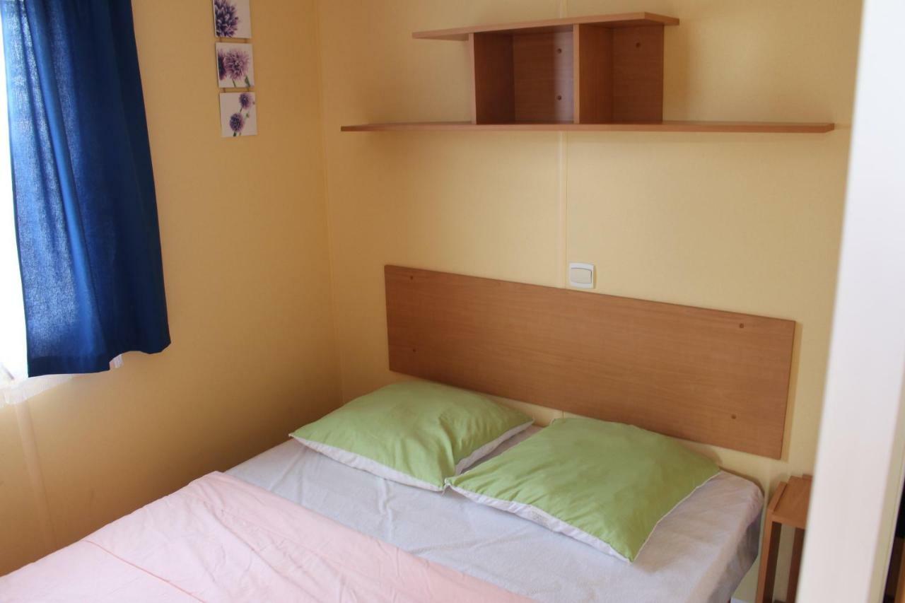 Camping Du Pontis Verteillac Екстер'єр фото